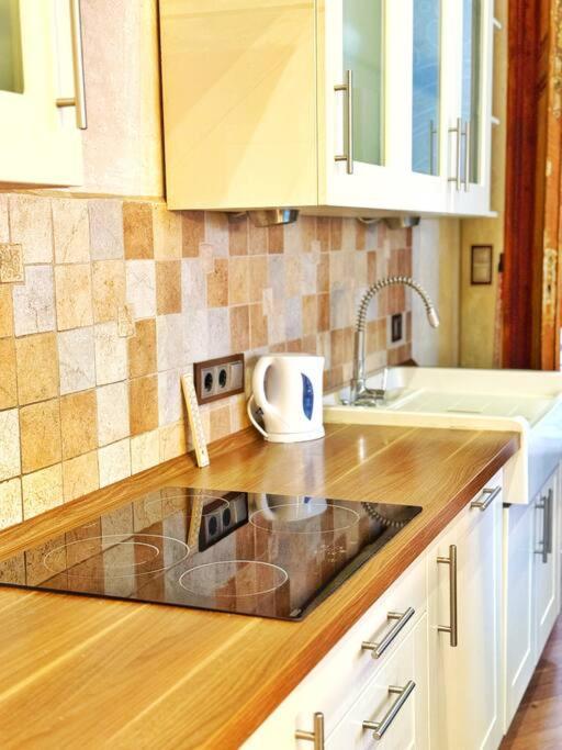 Ultra Central Apartment / 10 Ppl Budapest Eksteriør bilde